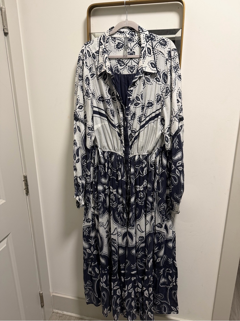 Anthropologie Eleanora Navy and White Paisley Maxi Dress - Picture 3 of 7